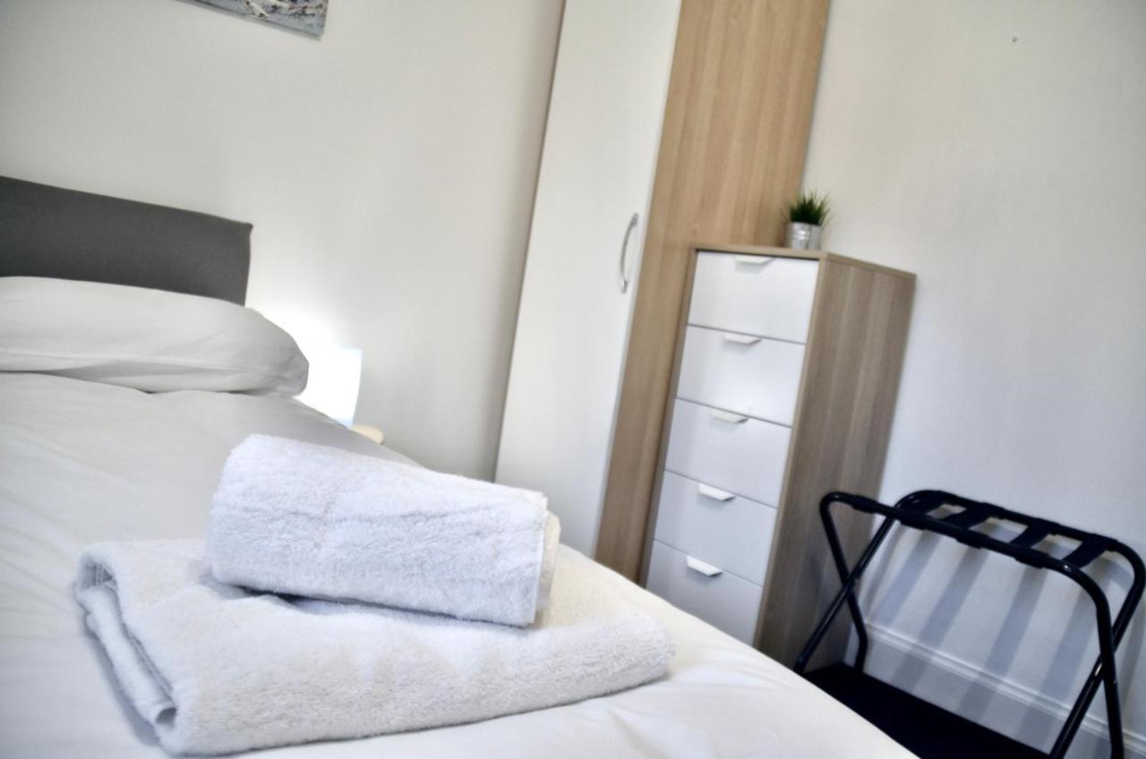 Roost Hill - Free Parking Zone Hotel Edinburgh Bagian luar foto