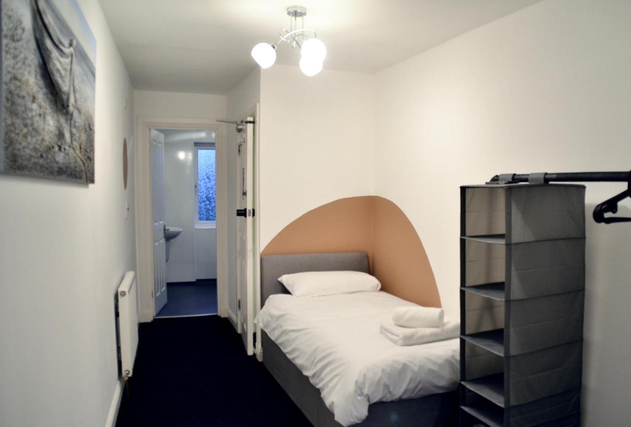 Roost Hill - Free Parking Zone Hotel Edinburgh Bagian luar foto